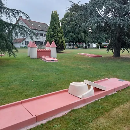 Homestay La Roulotte Du Parc