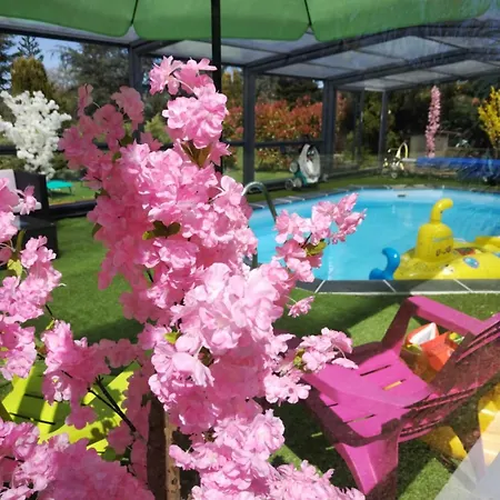 Homestay La Roulotte Du Parc